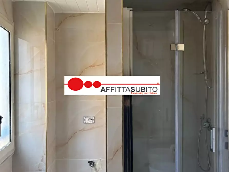 Immagine 3 di Appartamento in affitto  in via Pandolfo Collenuccio 9 a Napoli