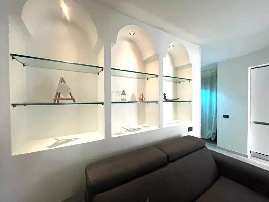 Immagine 6 di Appartamento in vendita  in Via Michelangelo Peroglio a Roma
