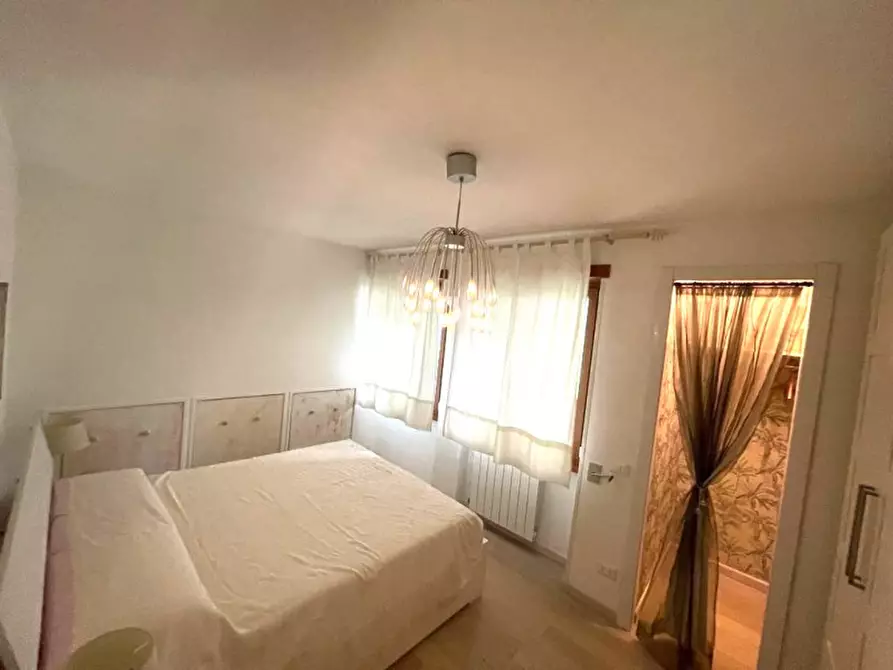 Immagine 9 di Appartamento in vendita  in Via Michelangelo Peroglio a Roma