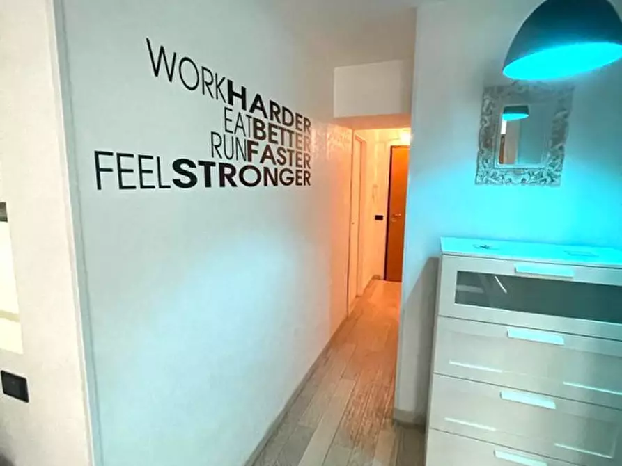 Immagine 13 di Appartamento in vendita  in Via Michelangelo Peroglio a Roma