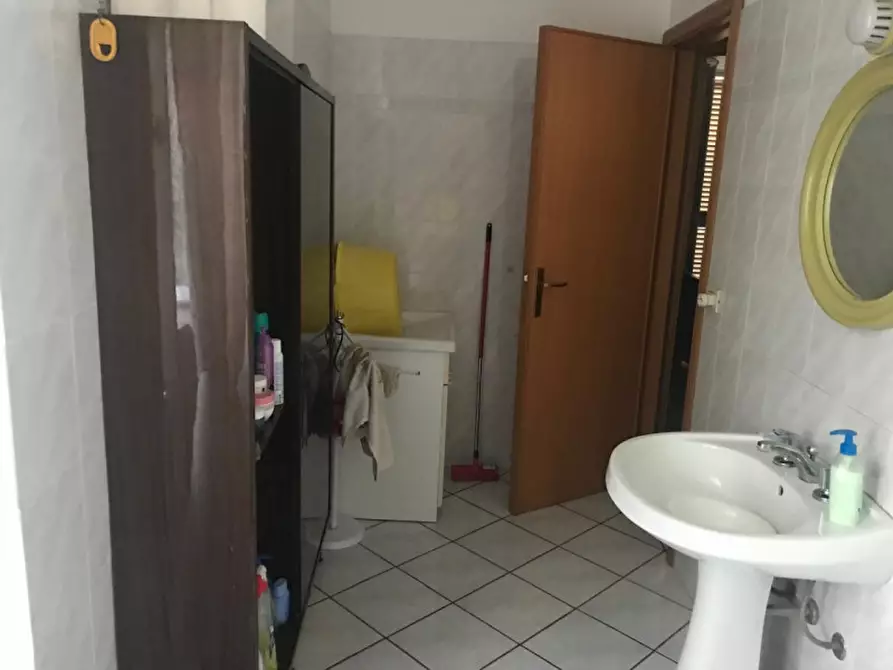 Immagine 12 di Casa indipendente in vendita  in Via Ravelli, 5 a Fresagrandinaria