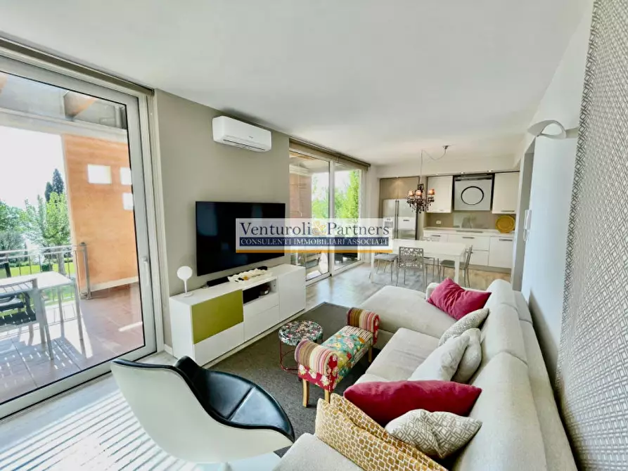 Immagine 4 di Appartamento in vendita  in Via Giuseppe Mazzini 10 a Padenghe Sul Garda