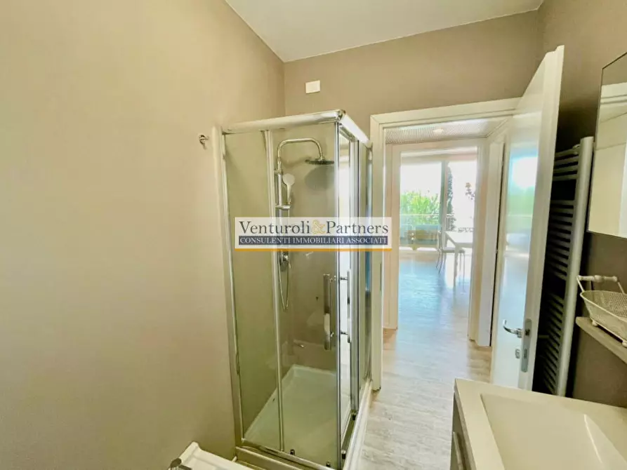 Immagine 16 di Appartamento in vendita  in Via Giuseppe Mazzini 10 a Padenghe Sul Garda