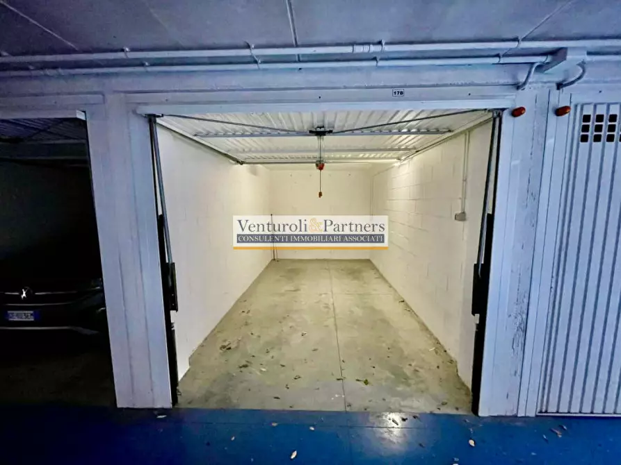 Immagine 34 di Appartamento in vendita  in Via Giuseppe Mazzini 10 a Padenghe Sul Garda