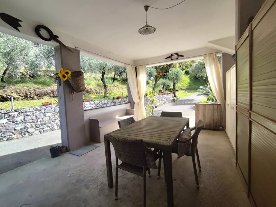 Immagine 3 di Villa in vendita  in collina a Sestri Levante