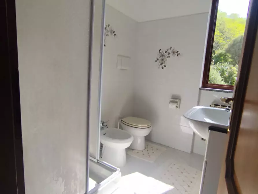 Immagine 17 di Villa in vendita  in collina a Sestri Levante