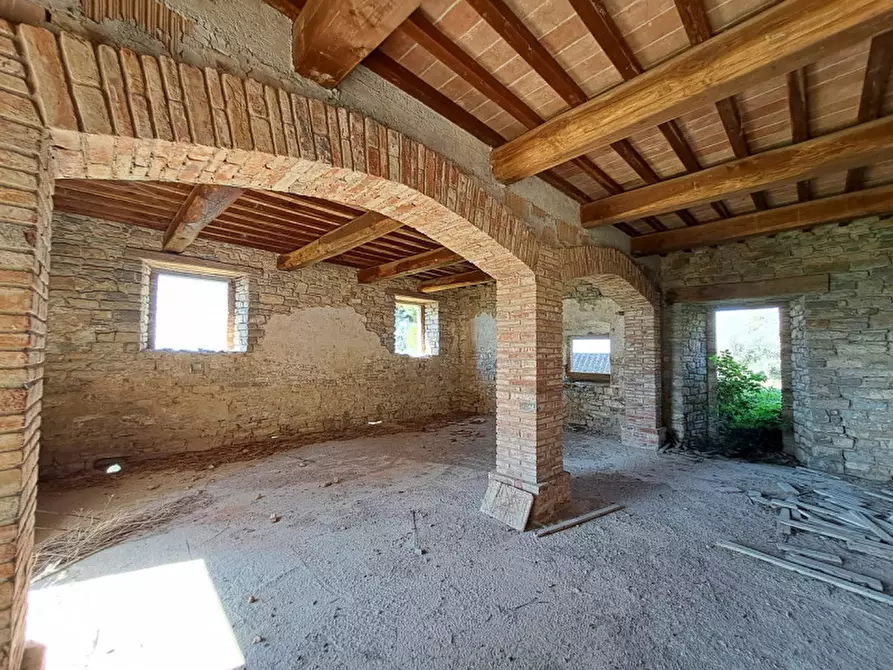 Immagine 20 di Rustico / casale in vendita  a Passignano Sul Trasimeno
