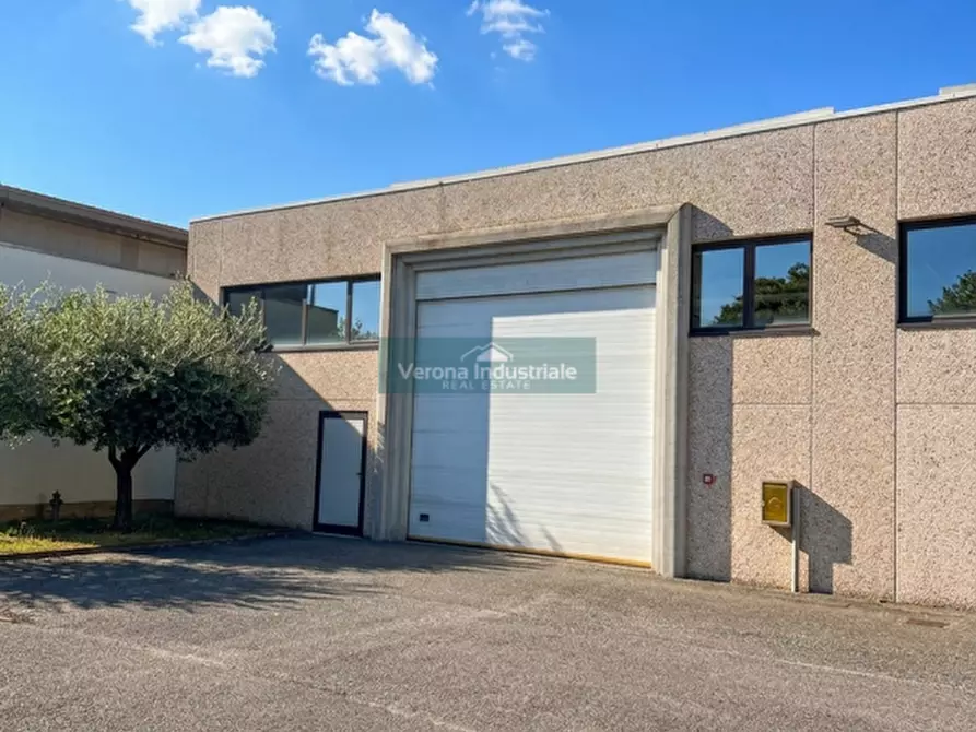 Immagine 2 di Capannone industriale in affitto  in Sona a Sona