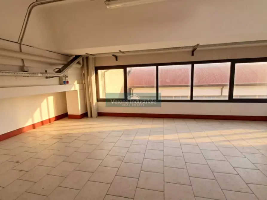 Immagine 6 di Capannone industriale in affitto  in Sona a Sona