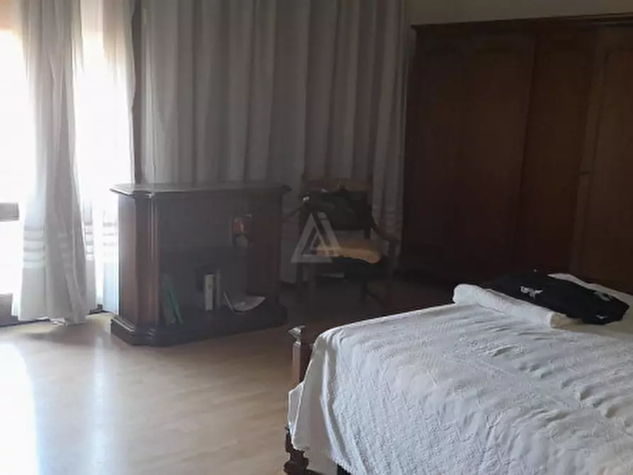 Immagine 7 di Palazzo in vendita  in Piazza Undici Febbraio a Castello Di Godego