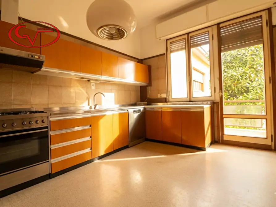 Immagine 8 di Villa in vendita  in VIA TRIESTE a San Giovanni Valdarno