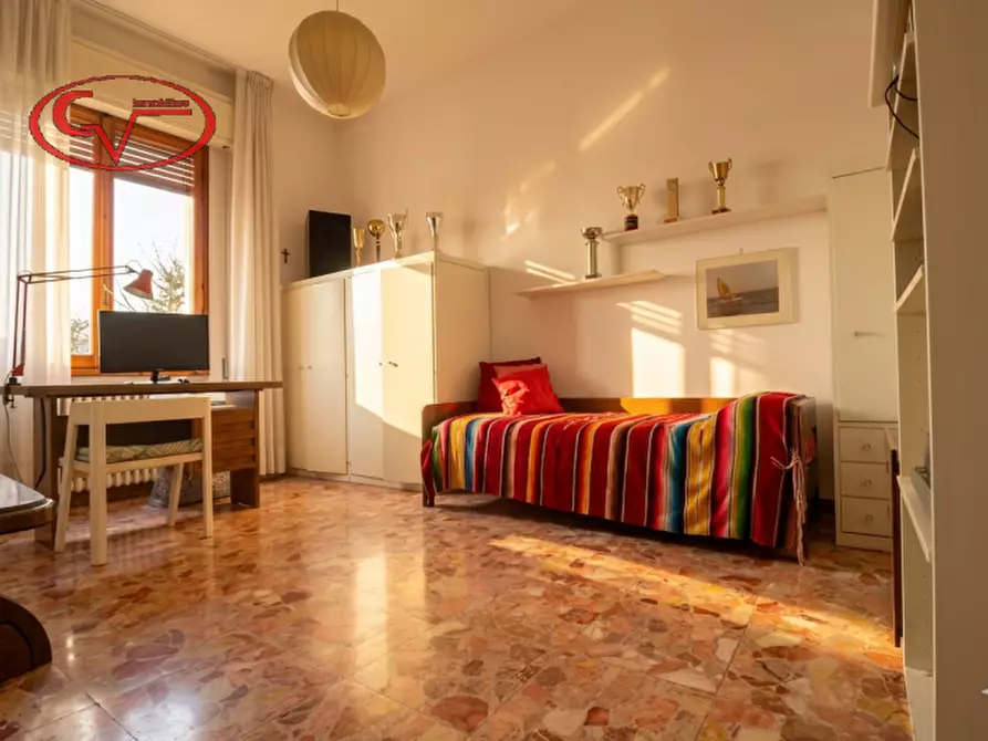 Immagine 11 di Villa in vendita  in VIA TRIESTE a San Giovanni Valdarno