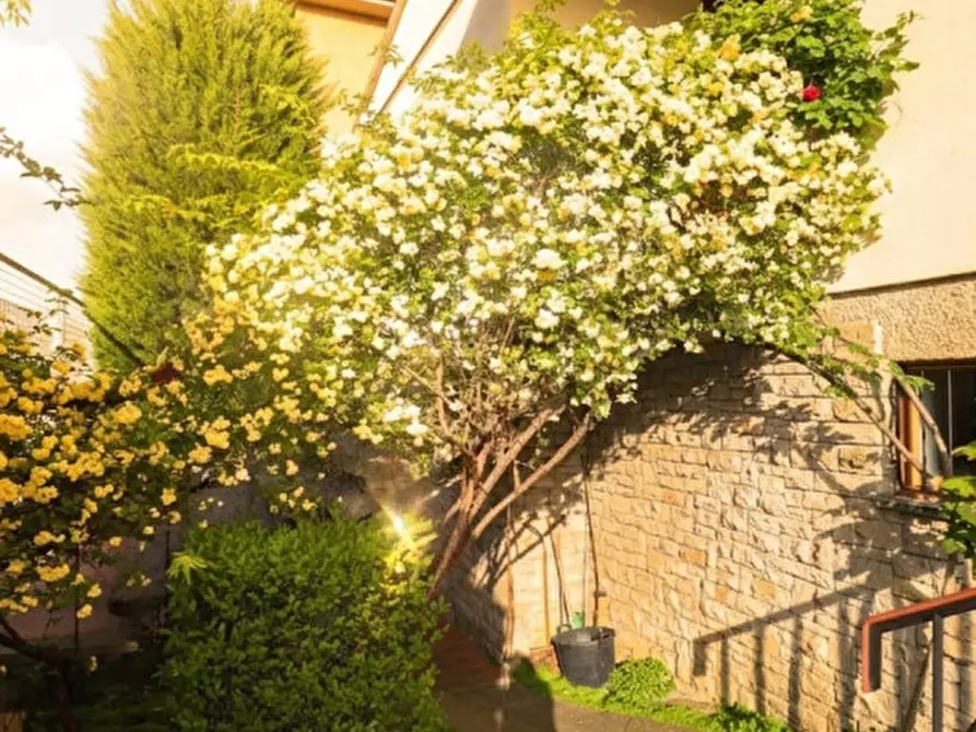 Immagine 17 di Villa in vendita  in VIA TRIESTE a San Giovanni Valdarno