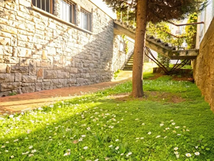 Immagine 18 di Villa in vendita  in VIA TRIESTE a San Giovanni Valdarno