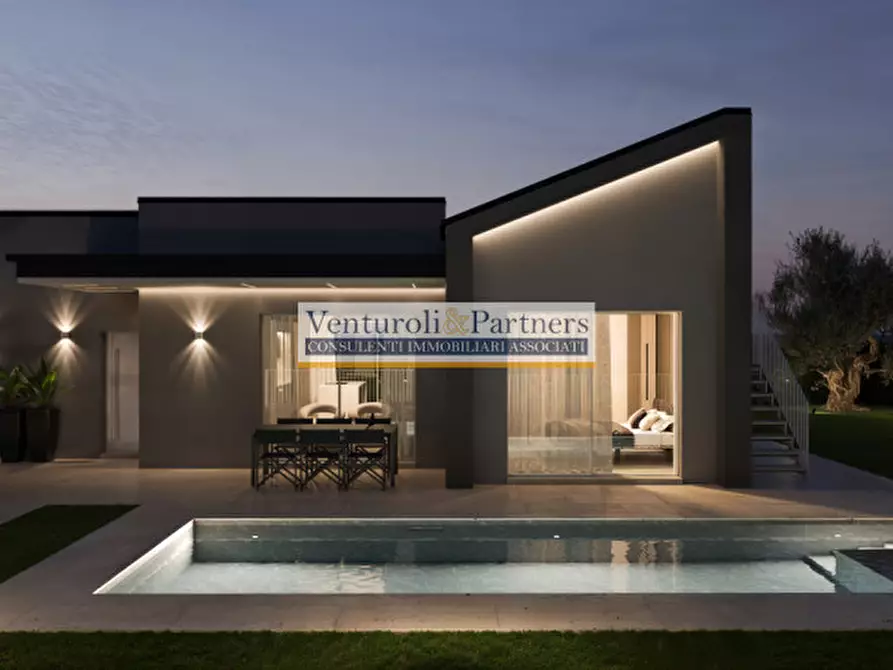Immagine 16 di Villa in vendita  in via Carlo Alberto a Moniga Del Garda