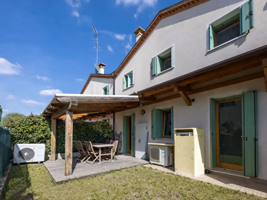 Immagine 1 di Casa quadrifamiliare in vendita  in Via Fratelli Cervi 8 a Vigonza