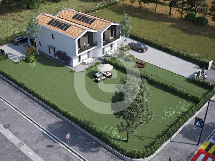 Immagine 6 di Casa bifamiliare in vendita  a Campo San Martino