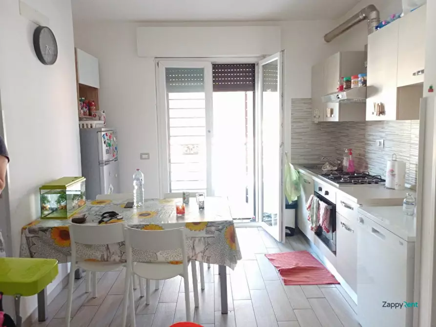Immagine 12 di Appartamento in affitto  in Via Realmonte, 13 a Roma