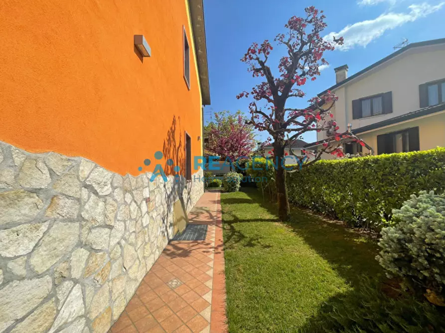 Immagine 4 di Villetta a schiera in vendita  a Altavilla Vicentina