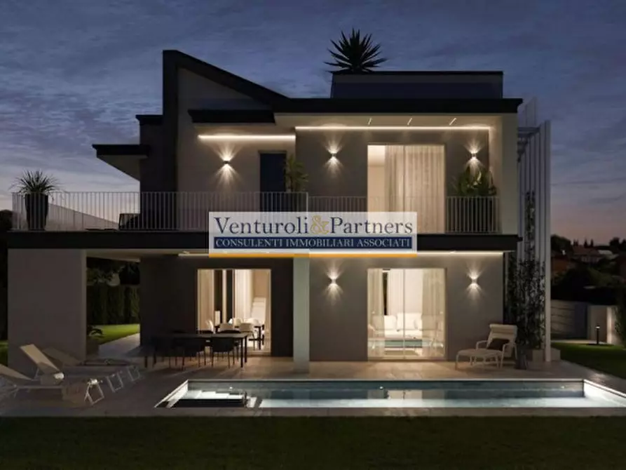 Immagine 3 di Villa in vendita  in via Carlo Alberto a Moniga Del Garda