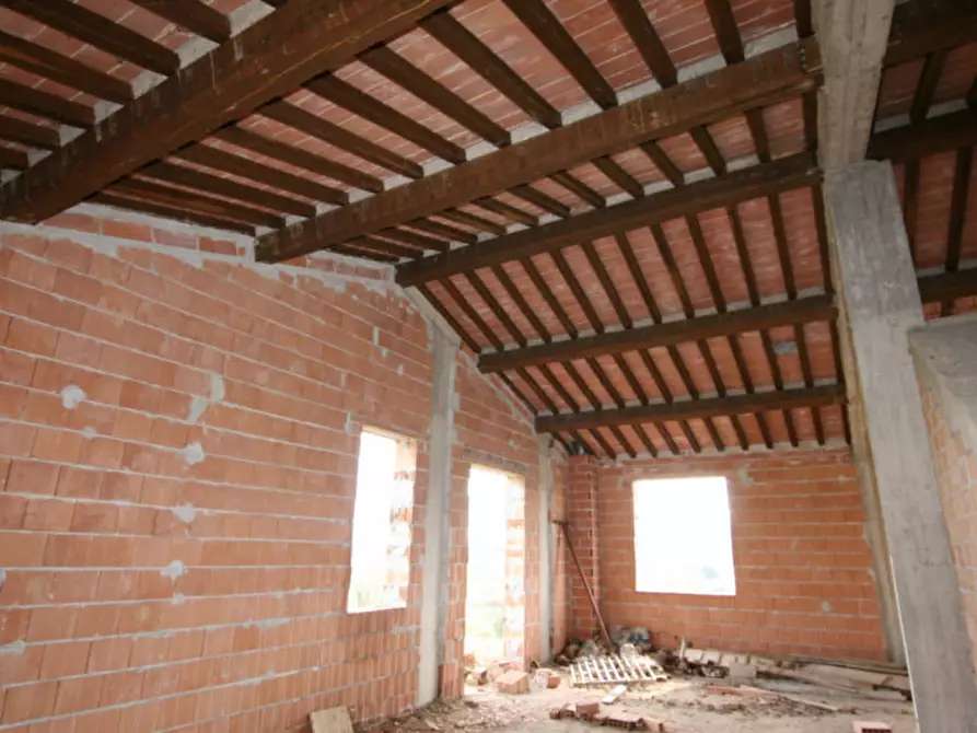Immagine 4 di Casa indipendente in vendita  a Castiglione Del Lago