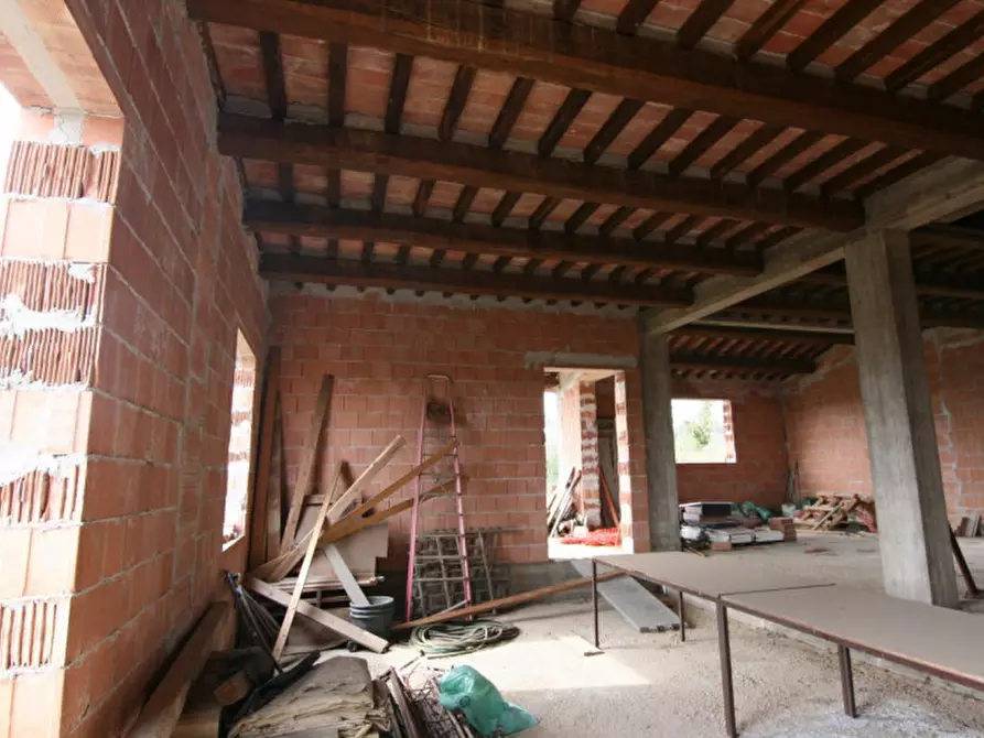 Immagine 12 di Casa indipendente in vendita  a Castiglione Del Lago