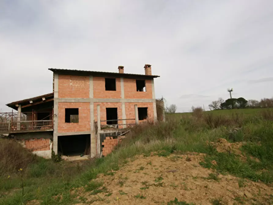 Immagine 20 di Casa indipendente in vendita  a Castiglione Del Lago