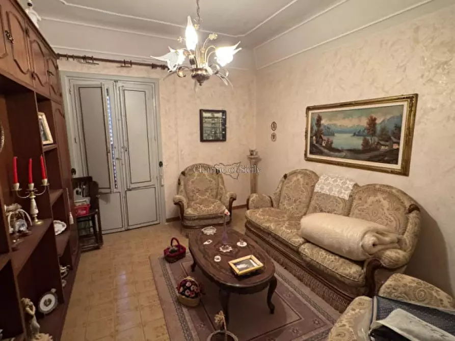 Immagine 11 di Casa indipendente in vendita  a Modica