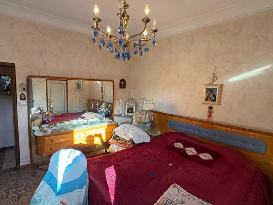 Immagine 12 di Casa indipendente in vendita  a Modica