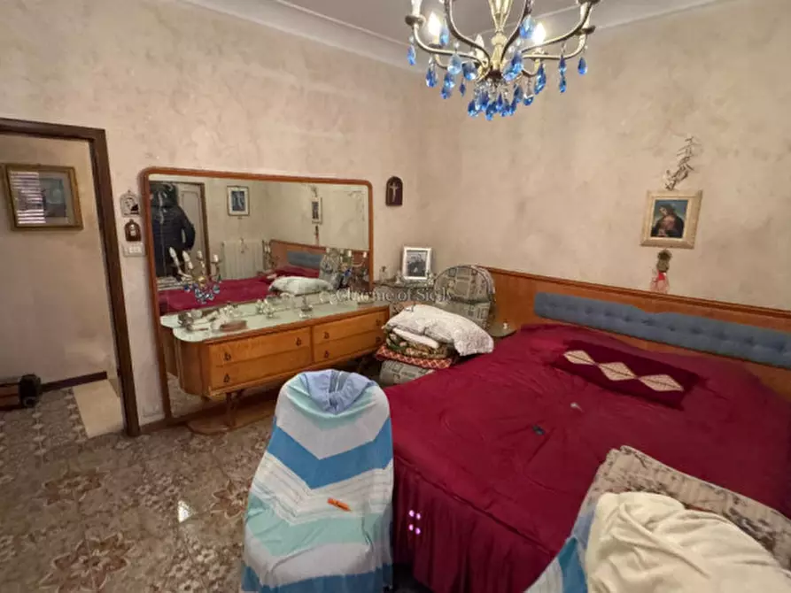 Immagine 17 di Casa indipendente in vendita  a Modica