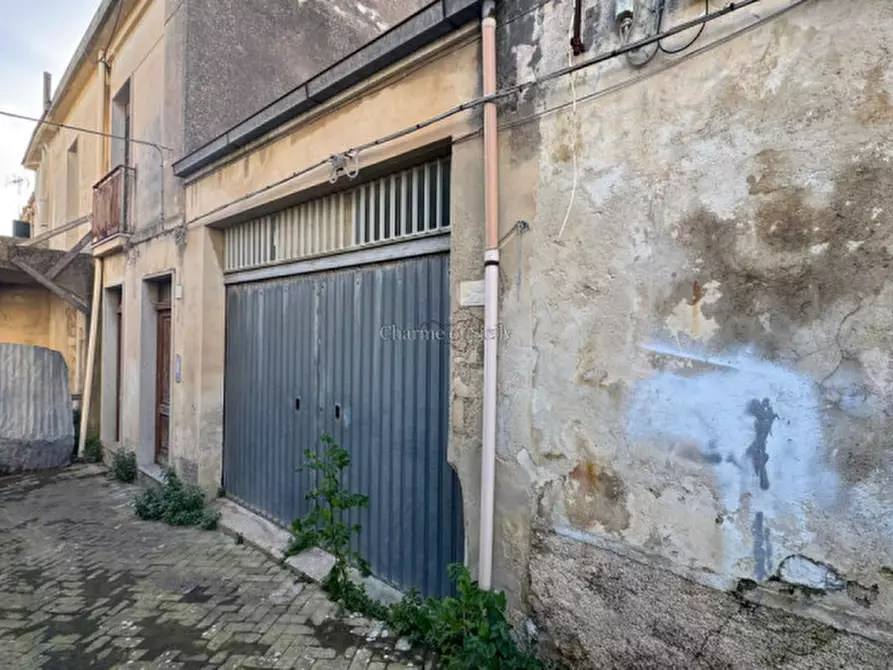 Immagine 32 di Casa indipendente in vendita  a Modica