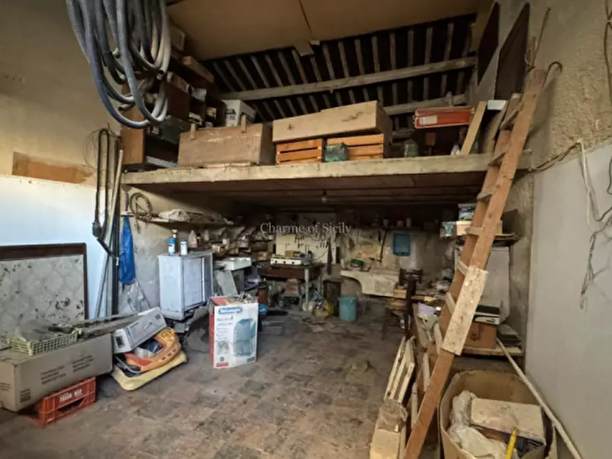 Immagine 33 di Casa indipendente in vendita  a Modica