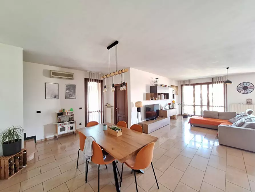 Immagine 11 di Casa indipendente in vendita  in Viale dei Mille 392 a Rovigo