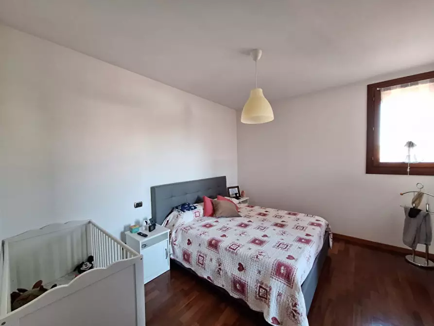 Immagine 22 di Casa indipendente in vendita  in Viale dei Mille 392 a Rovigo