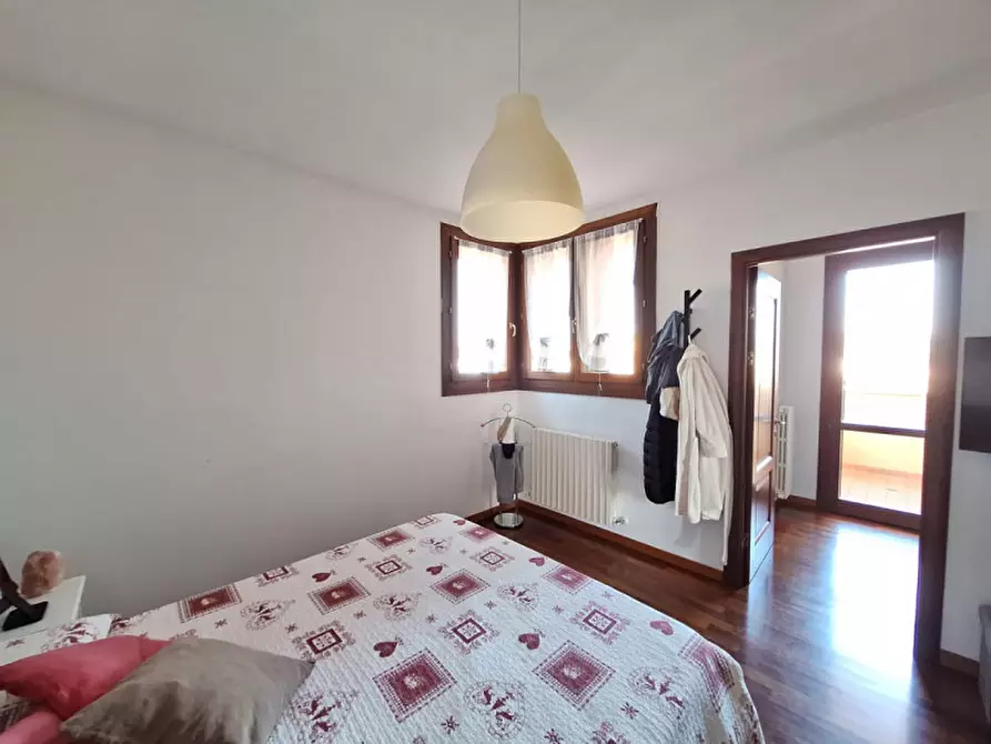 Immagine 23 di Casa indipendente in vendita  in Viale dei Mille 392 a Rovigo