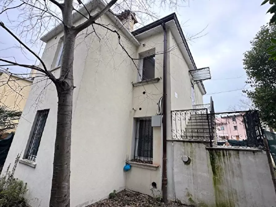 Immagine 6 di Appartamento in vendita  in Via Enrico Cosenz, 8 a Venezia