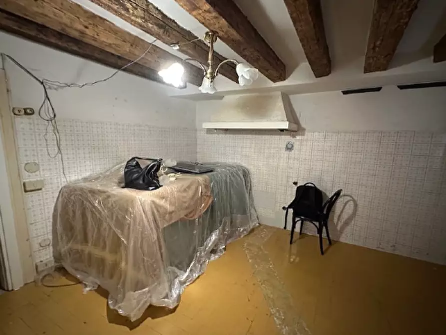 Immagine 5 di Appartamento in vendita  in sestriere san polo 1707 a Venezia