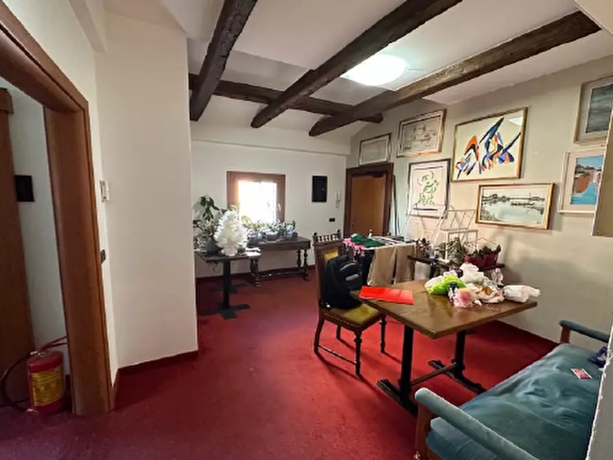 Immagine 3 di Appartamento in vendita  in sestriere san polo 1699 a Venezia