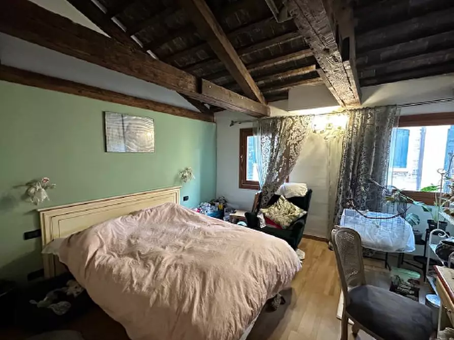 Immagine 7 di Appartamento in vendita  in sestriere san polo 1699 a Venezia