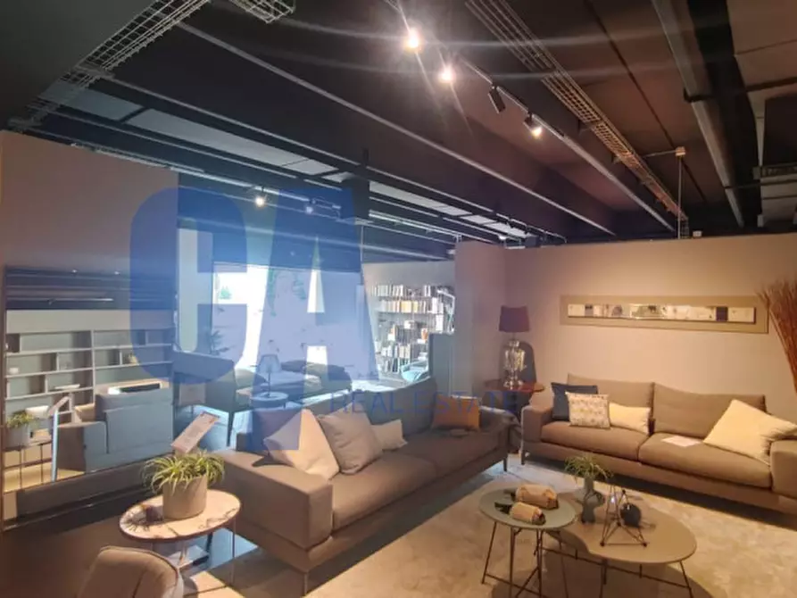 Immagine 9 di Palazzo in vendita  in VIA DI DIO F.LLI a Cernusco Sul Naviglio