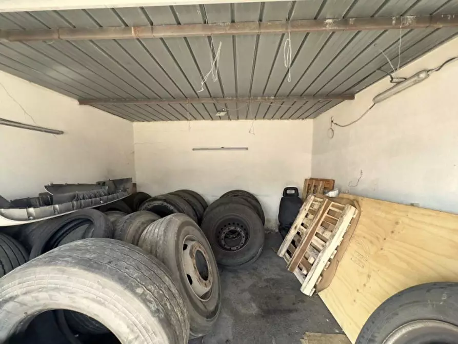 Immagine 2 di Posto auto in vendita  in Via Metaponto, 158, 74123 Taranto TA, Italia a Taranto