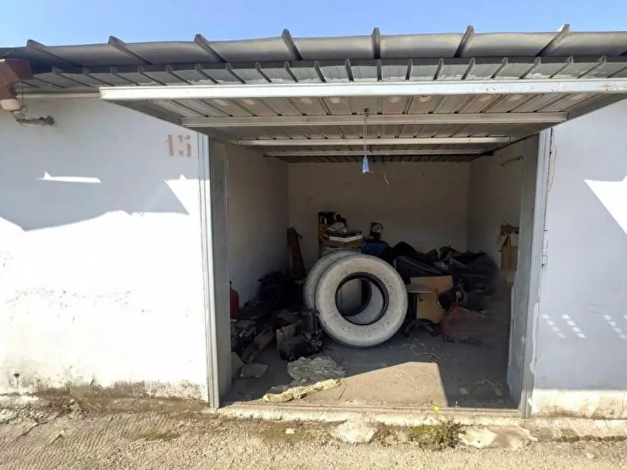 Immagine 1 di Posto auto in vendita  in Via Metaponto, 158, 74123 Taranto TA, Italia a Taranto