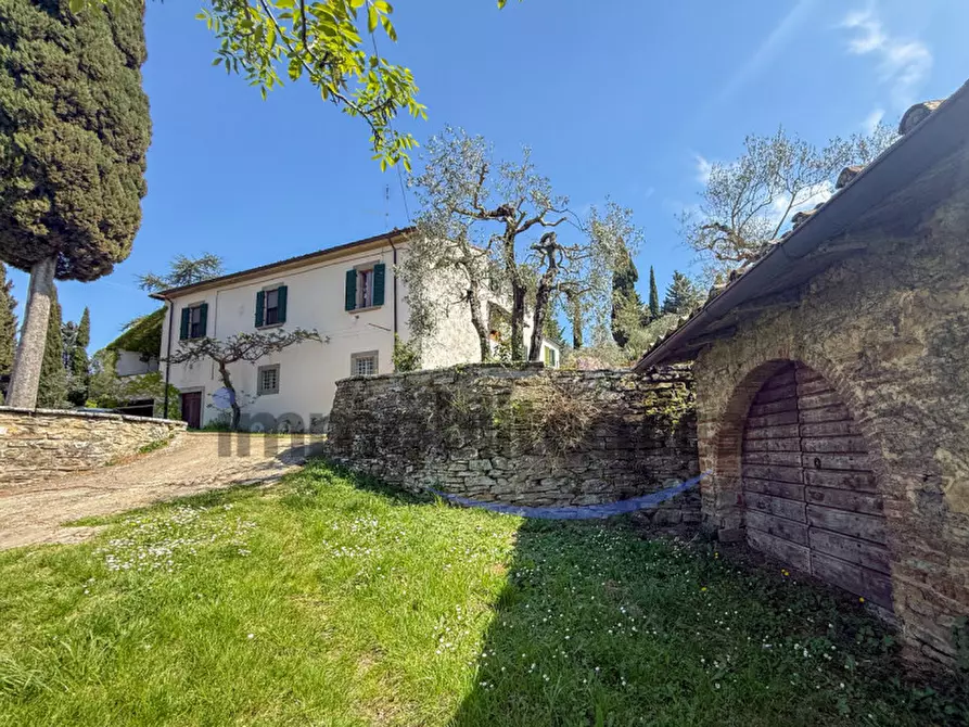 Immagine 3 di Villa in vendita  in Tregozzano a Arezzo