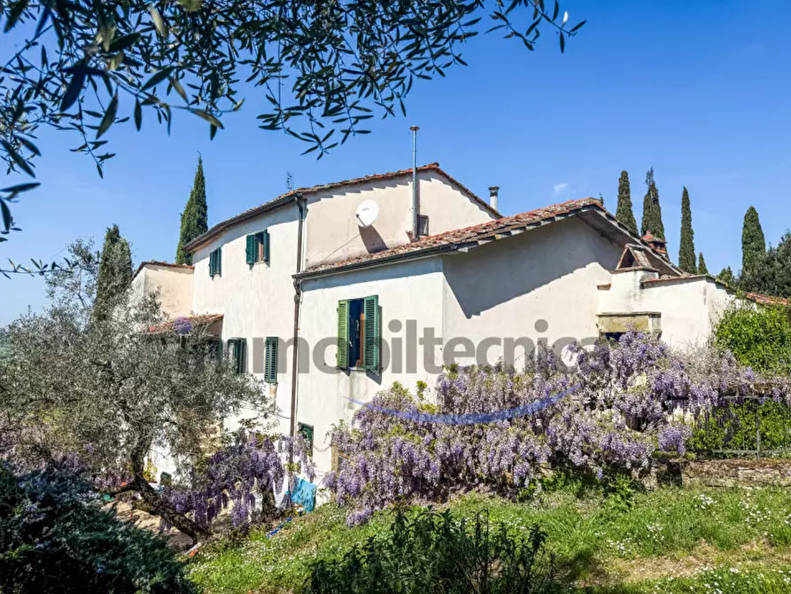 Immagine 6 di Villa in vendita  in Tregozzano a Arezzo