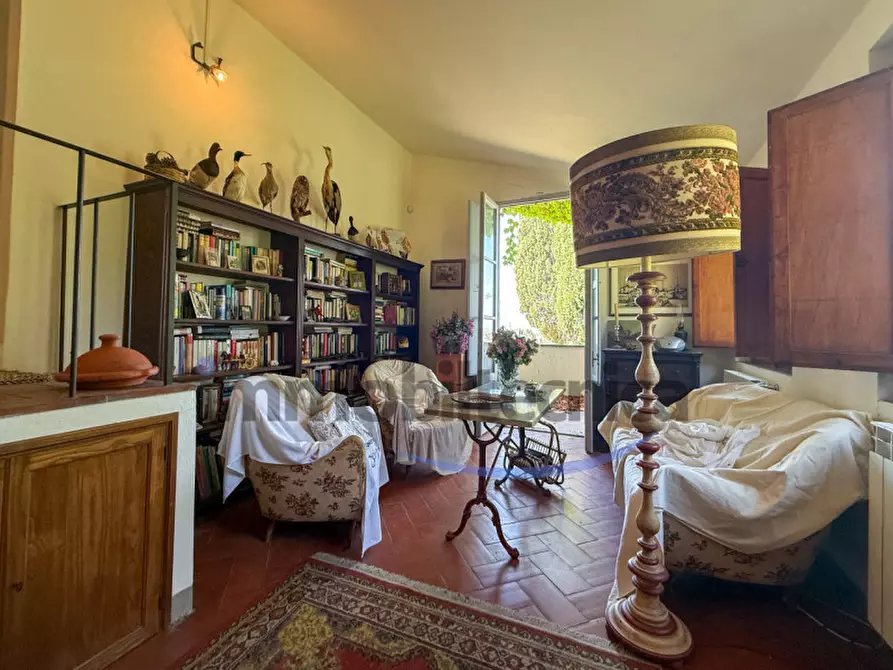 Immagine 14 di Villa in vendita  in Tregozzano a Arezzo