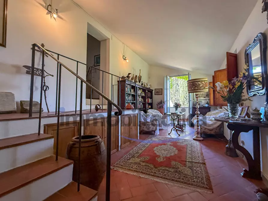 Immagine 16 di Villa in vendita  in Tregozzano a Arezzo