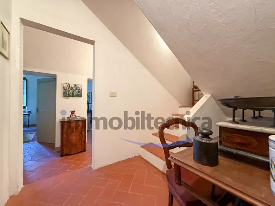 Immagine 21 di Villa in vendita  in Tregozzano a Arezzo