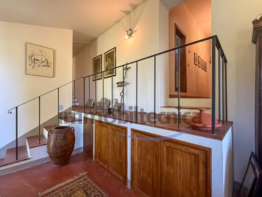 Immagine 27 di Villa in vendita  in Tregozzano a Arezzo