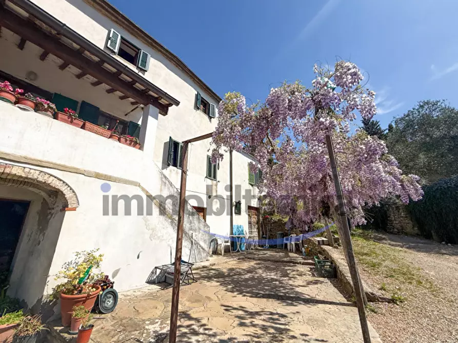 Immagine 35 di Villa in vendita  in Tregozzano a Arezzo