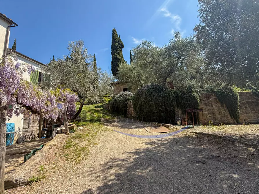 Immagine 37 di Villa in vendita  in Tregozzano a Arezzo